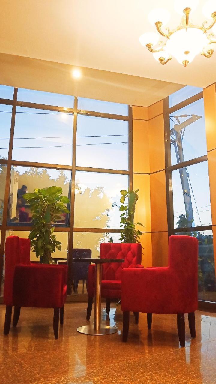 Hotel Blue Sapphire Dar es Salaam Eksteriør billede